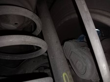 Amortisseur Infiniti Q30