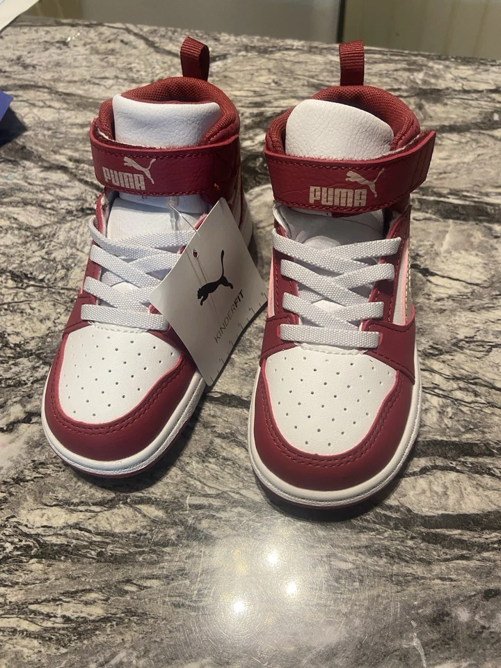 Puma boys' sneakers with tags - Image 1 of 4