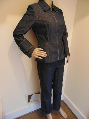 St. John Sport by Marie Gray Women's Denim Jacket and Pant Suit Size P/2 - Picture 5 of 12
