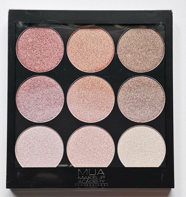 mua highlighter palette