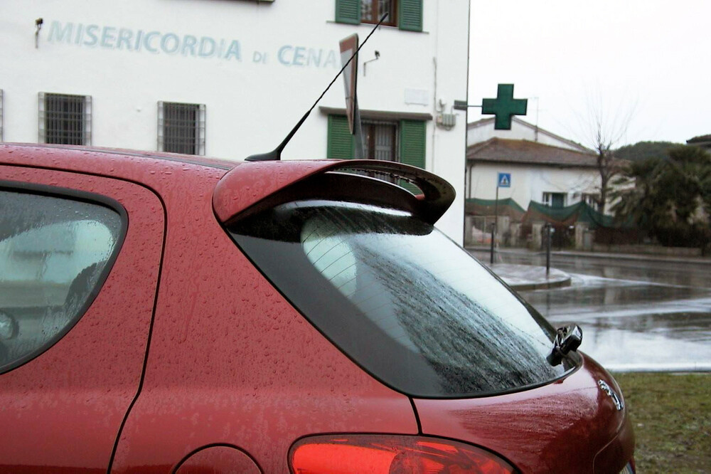 Spoiler Peugeot 207 aérodynamique en ABS prêt à peindre pour hayon arrière