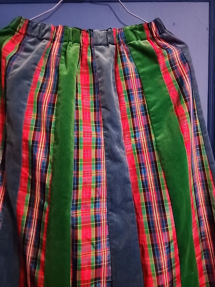 Falda De Colección Mr. Hank Hecha en EE. UU. Terciopelo Cuadros Tafetán Verde Rojo Cintura Alta S Foto 3 de 4