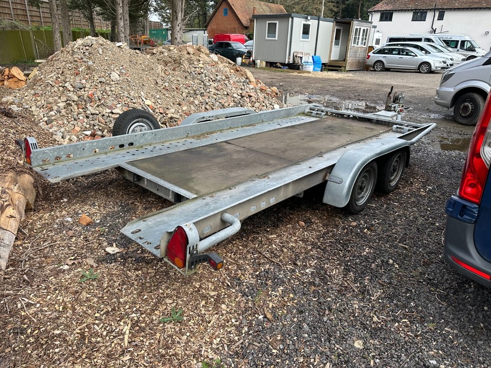 Brian JamesT4 Tilt Bed car trailer, TWIN AXLE, LED Lights 1.8M WIDE X