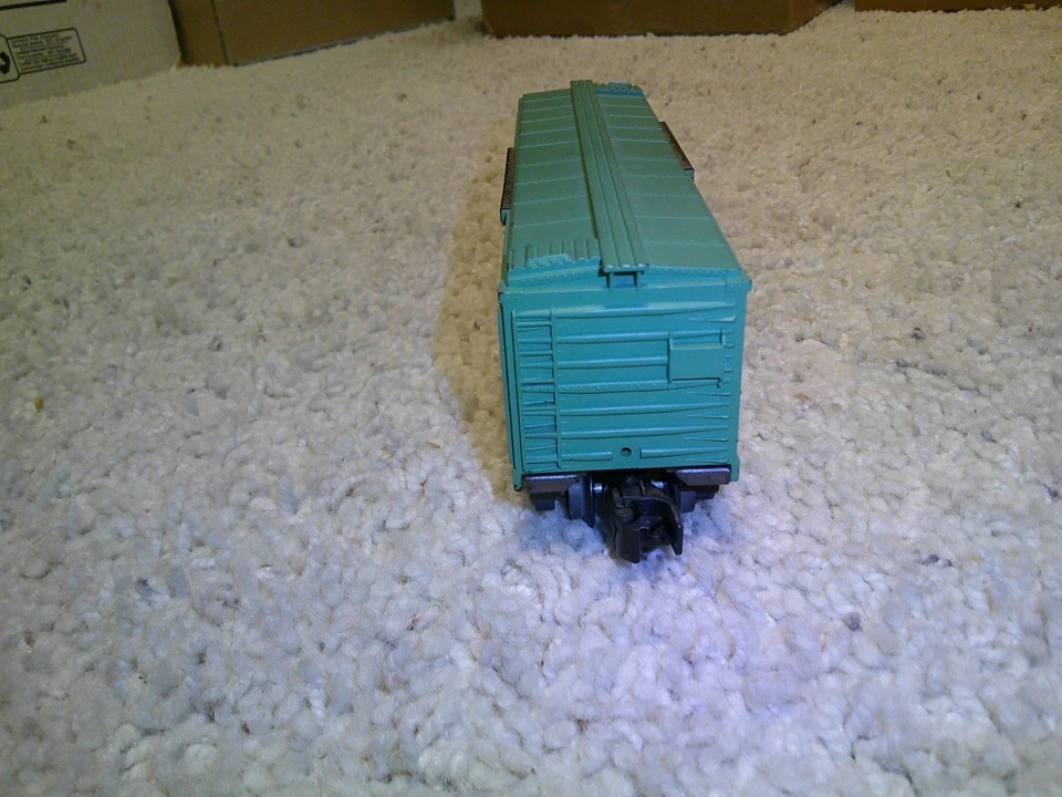 S GUAGE AMERICAN FLYER #24065 NYC BOXCAR - Image 4 of 4