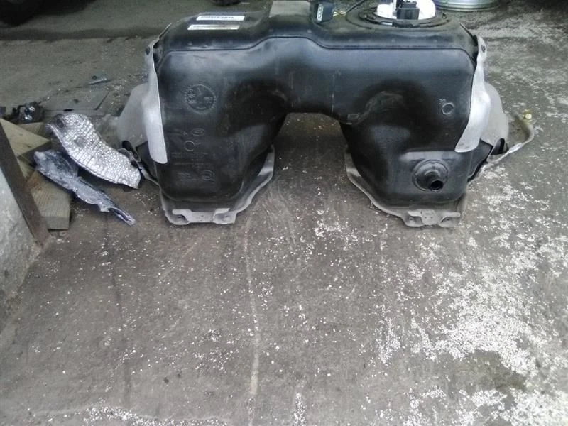 14-19 Jaguar F Type Fuel Tank Supercharged 3.0 Lite - Image 2 of 4