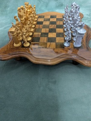Schachspiel Metall und Holzfiguren