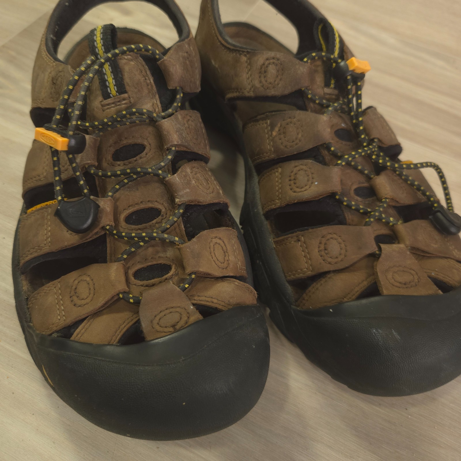 Scarpe Keen Newport H2 uomo 9 5 marroni impermeabili sandali da trekking antiodore trail