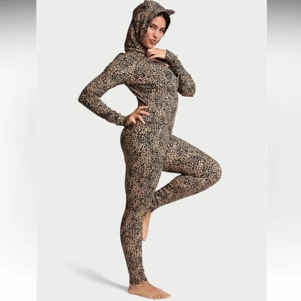 Pink Victoria's Secret Thermal Hoodie One Piece Leopard Pajama XS NWT