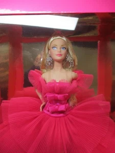 Barbie GTJ76 Signature Pink Collection Doll