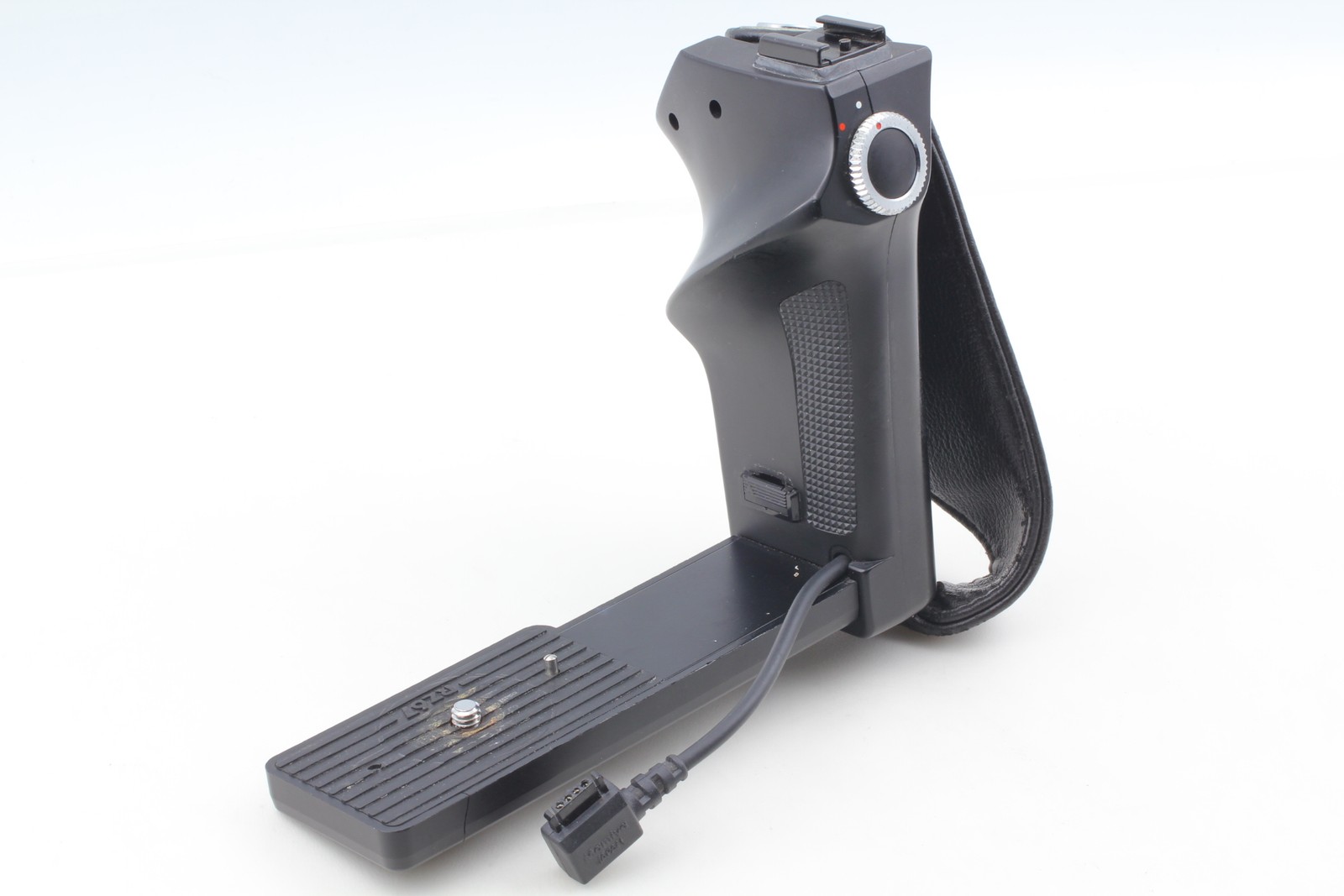 [Near MINT] Mamiya Left Hand Grip Electronic Release RZ67 Pro II D From JAPAN