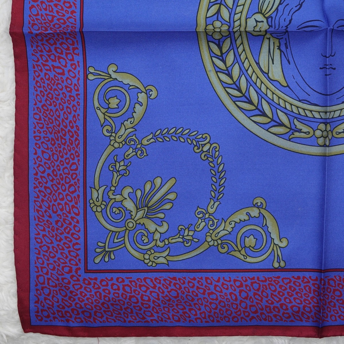 M306 GIANNI VERSACE Red Blue Silk Scarf Scarves Pocket
