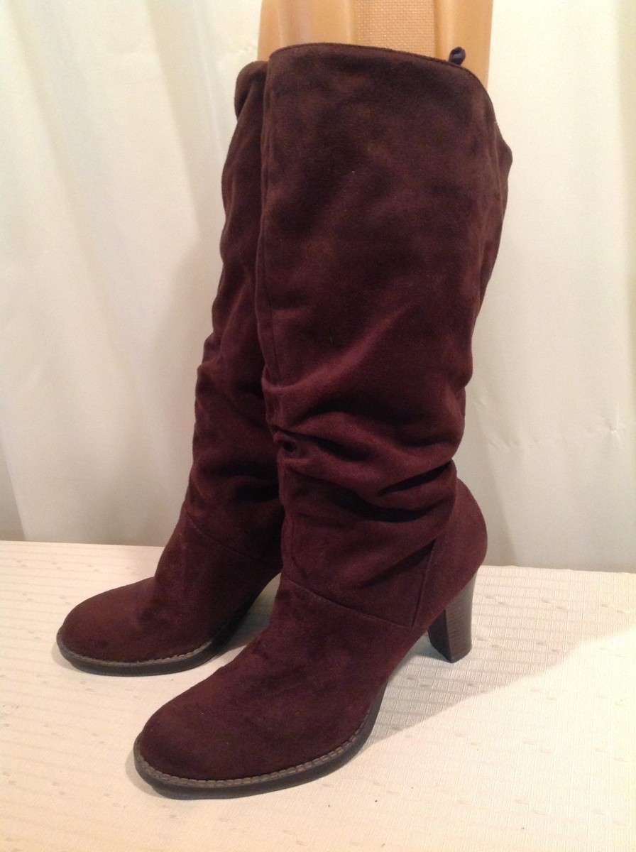 NO BOUNDARIES Womens Faux Suede Slouch Tall Boots in Dark Brown 1/2