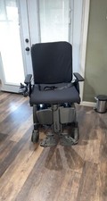 Quantum J4/J4 HD Series Wheelchair