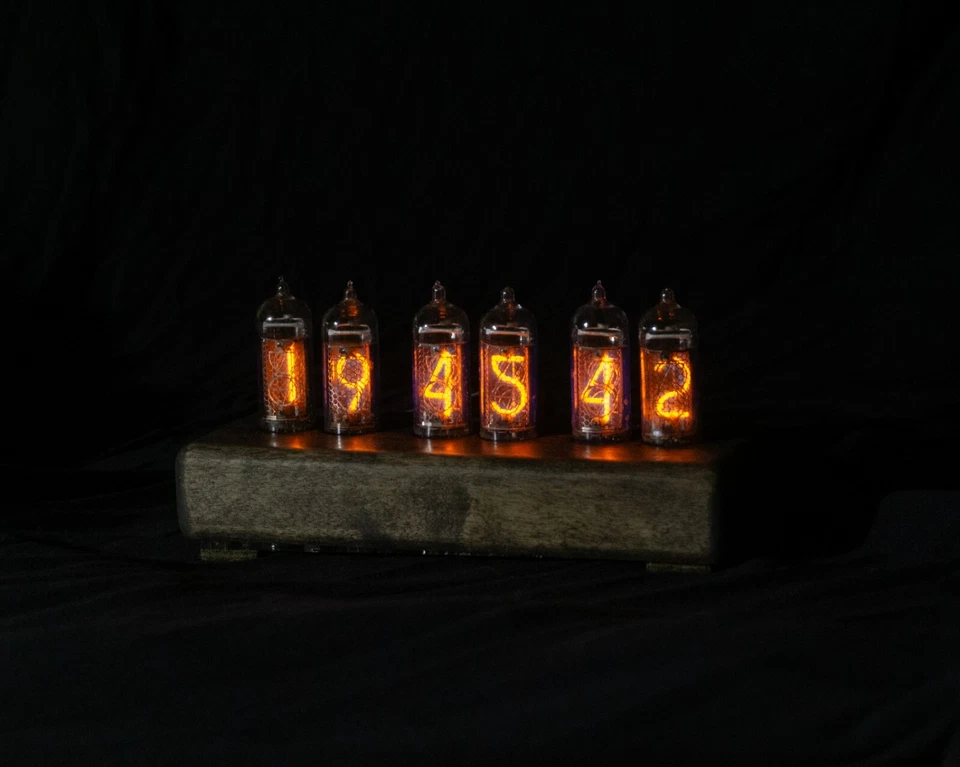 Nixie Tube Clock with 6 IN-14 Tubes and WiFi time - Image 2 of 4