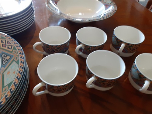 **Huge Lot** Optima Christopher Stuart La Brea Dinner/Plates/Serving/ Bowls/Cups - Picture 3 of 11