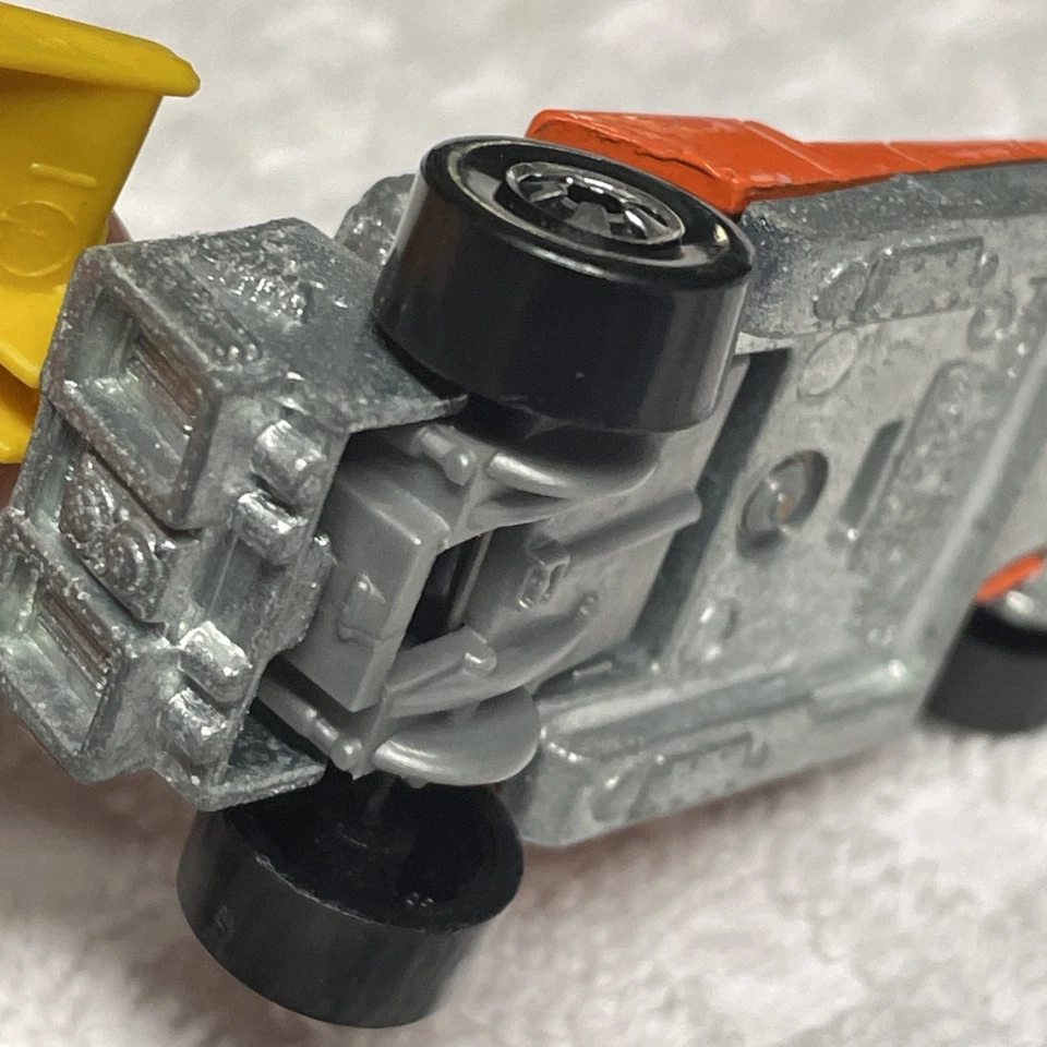 Hot Wheels Vintage 1979 Indy Race Car Naranja Amarillo, ¡Ruedas Traseras Ajustables!! Foto 4 de 4