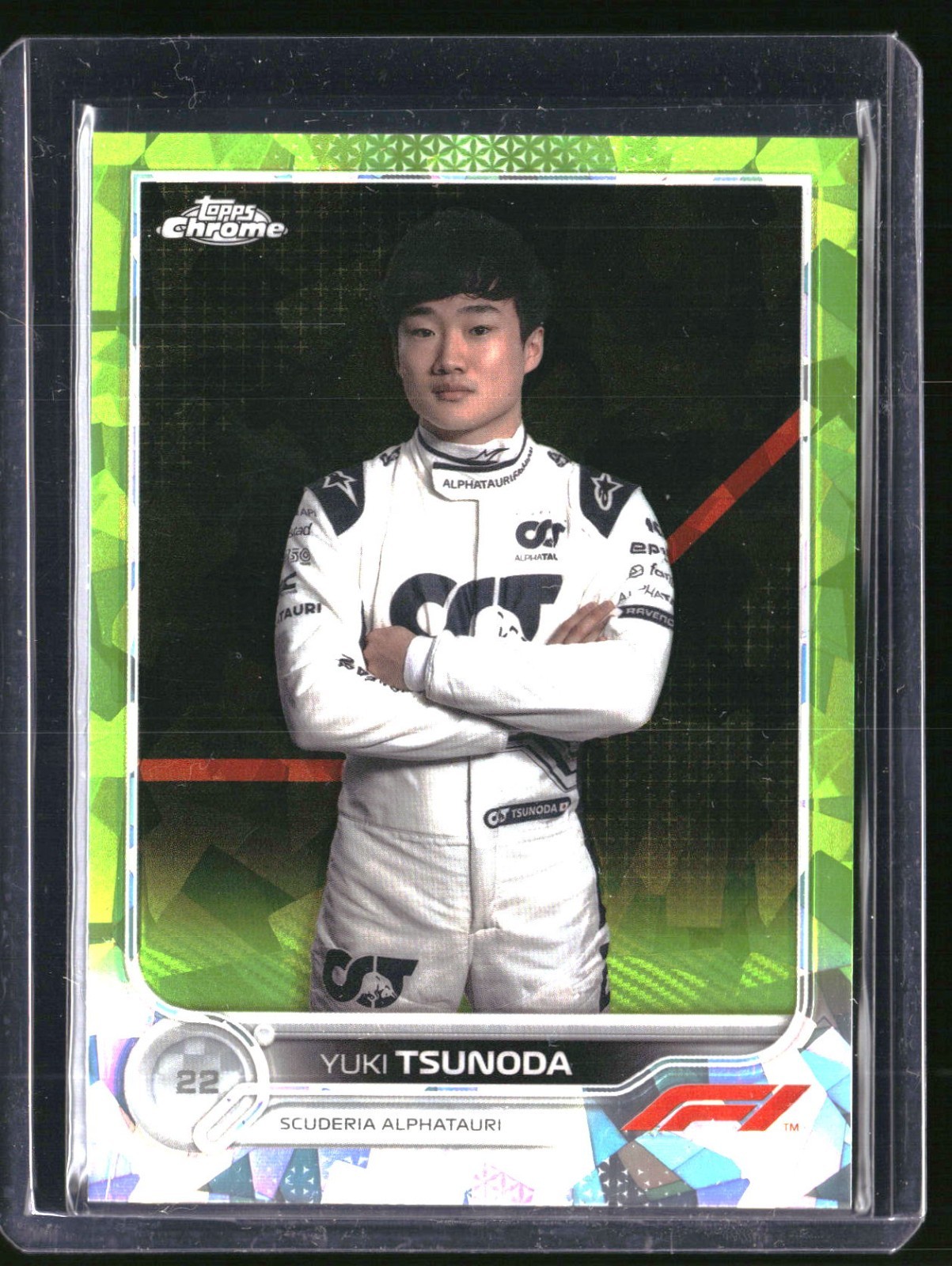 2022 Topps Chrome Sapphire F1 Yuki Tsunoda Portrait Chartreuse 070/199 #61