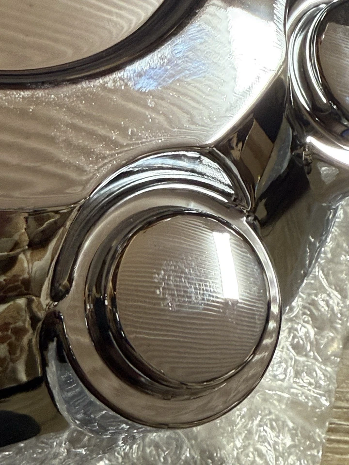 52121450AD Tapa central cromada para buje de rueda Dodge Ram 2500 3500 2003-2013 52121450AA Foto 3 de 4