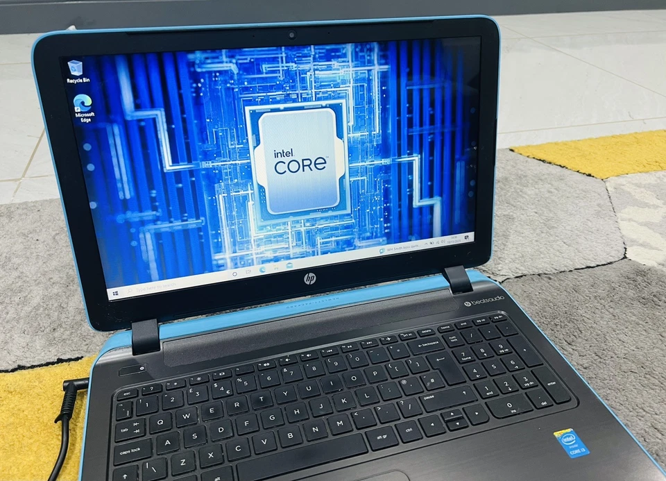 HP Pavilion 15-P247SA ,15.6" Laptop,Intel Core i3-5010U ,8GB Ram,500GB HDD,W 10 - Image 2 of 4