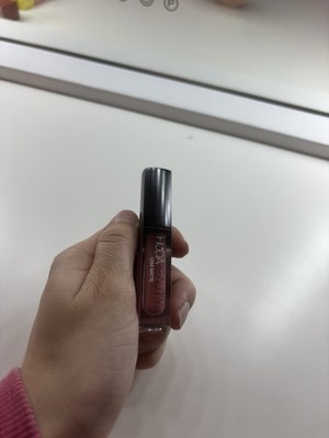 Huda Beauty Mini Demi Matte Liquid Lipstick Mogul