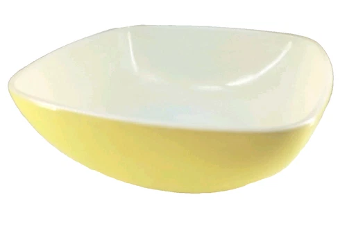 Vintage Pyrex Yellow Square Bowl Ovenware 8" Great Condition B2
