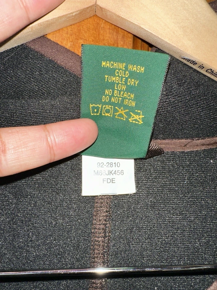 Vintage Cabela’s XL Men’s Full Zip Fleece Polartec Jacket Coat Pile Dark Brown - Image 4 of 4