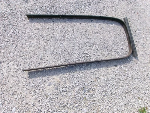 1931,1932 chevrolet 2dr sedan rear 1/4 window garnish moldings b
