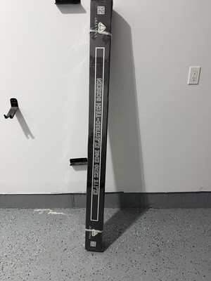 BRAND NEW!!! Elite Black Diamond Zero Edge Projector Screen Vmaxt97