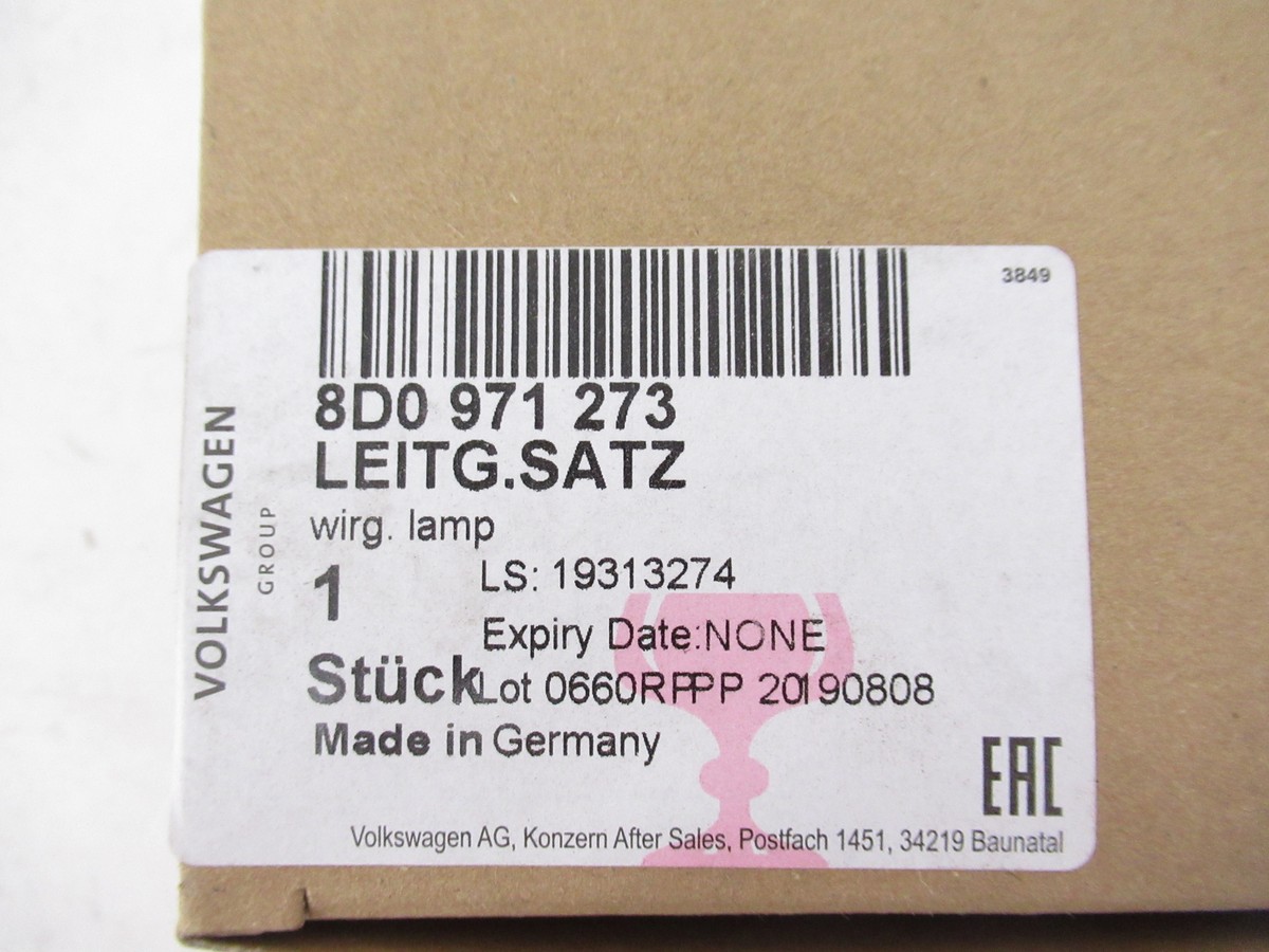 Genuine OEM VW Audi 8D0-971-273 Front Side Marker Light