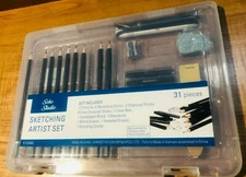 SOHO Studio 31 pieces Sketching Artist Set 
