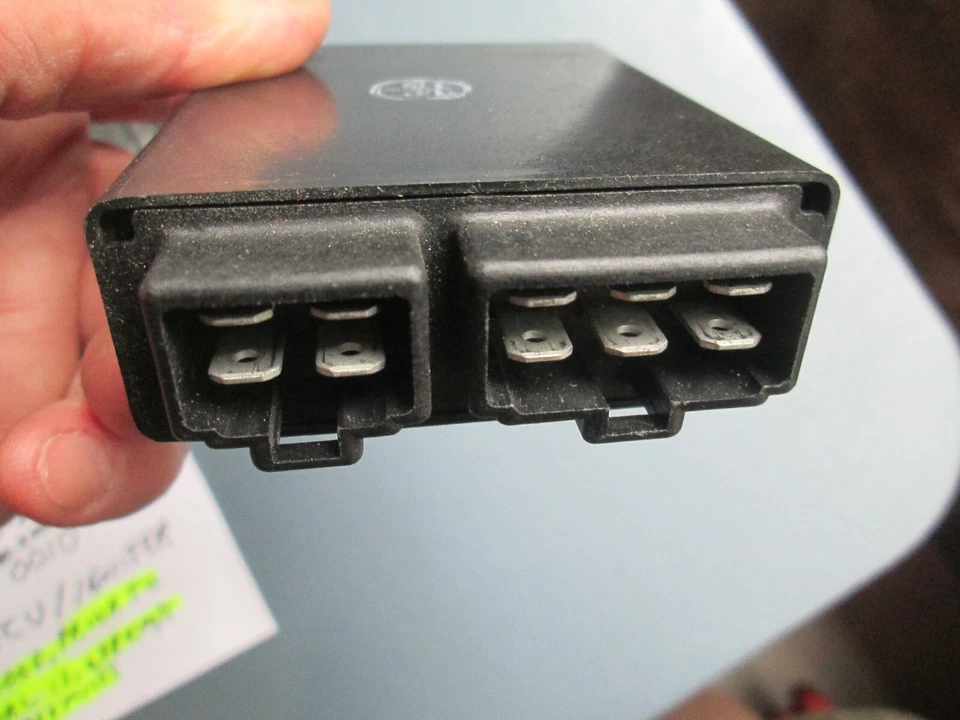 Kawasaki 1995 - 2007 Ninja 250R / 1990 - 2007 ZZR250 ENCENDEDOR CDI ECU 21119-0010 Foto 4 de 4