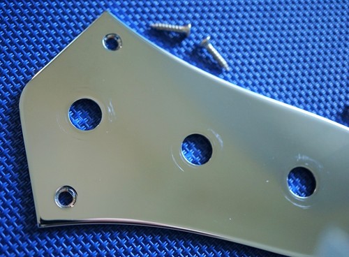 . Fender Vintera II 60s RI Jazz Bass Chrome CONTROL PLATE & Screws, Guitar Part - Bild 2 von 3