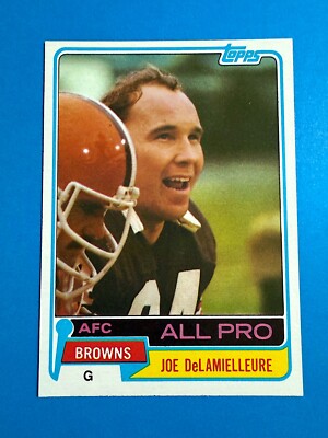1981 Topps ''Base:  #101 - #199'' Football Cards (Complete Your Set - You Choose!)