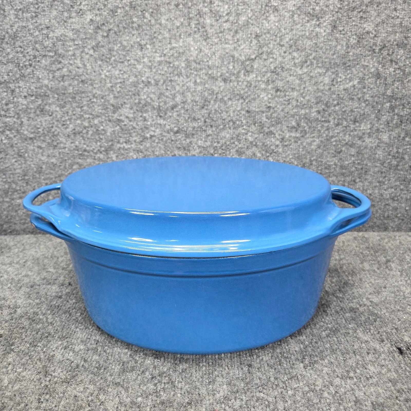 Le Creuset Blue Cast Iron 7-8 Qt Oval Dutch Oven 32 with Grill Pan Lid