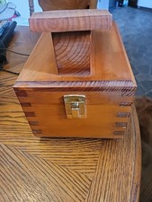 Vintage De Luxe Shoe Valet Shoe Shine Kit With 1 Brushes,cloth Polish. See Pics