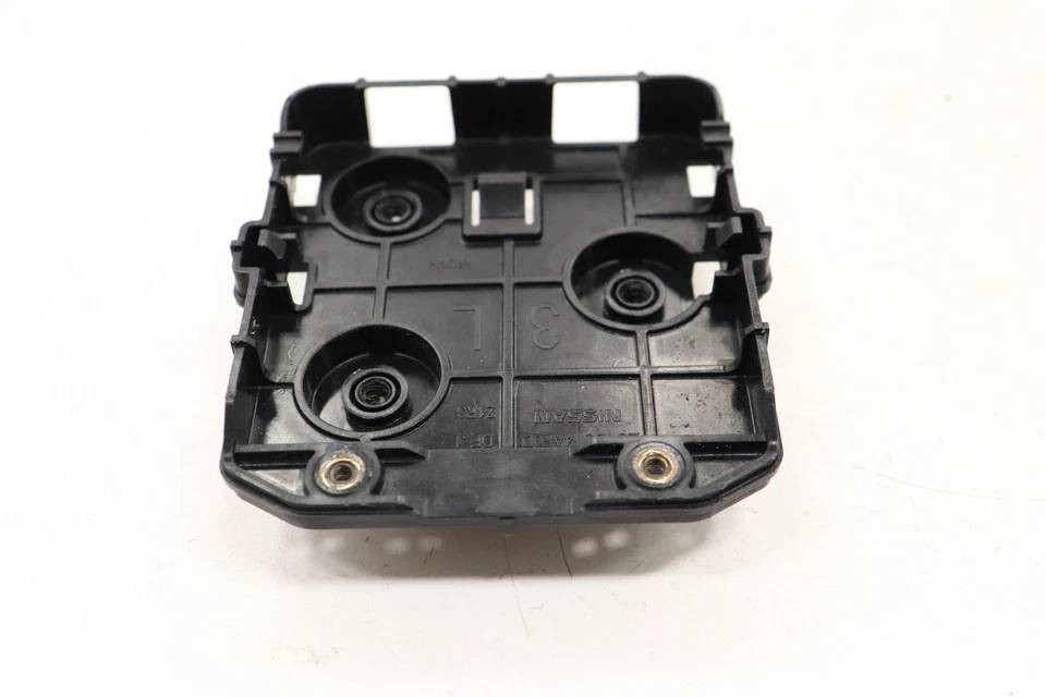 Soporte de parachoques Infiniti QX50 2020 Foto 4 de 4