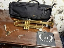 Used Yamaha Model YTR 2335 Trumpet with soft case and mouthpiece