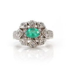 Rare Art Deco style 14 ct White Gold Emerald and Diamond Ring - size L 1/2