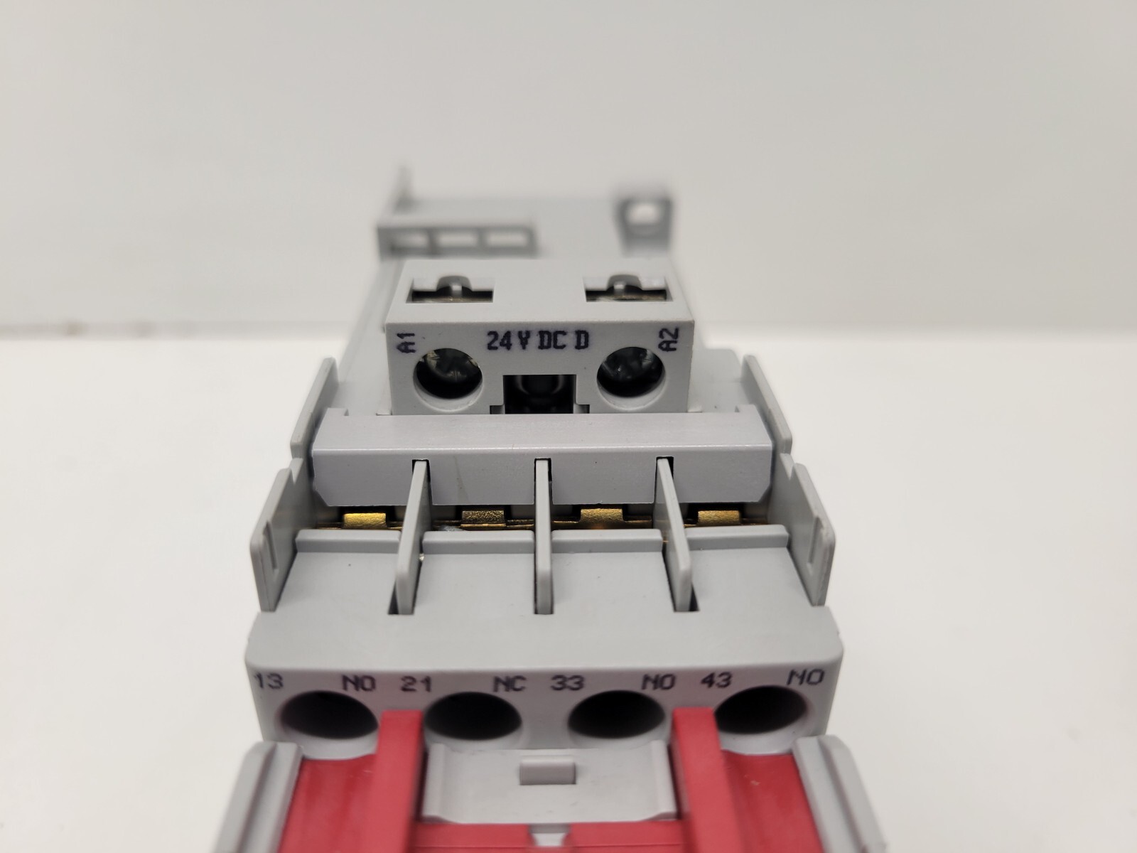 GOOD USED! ALLEN-BRADLEY 24VDC SAFETY CONTROL RELAY 700S-CF620DJC