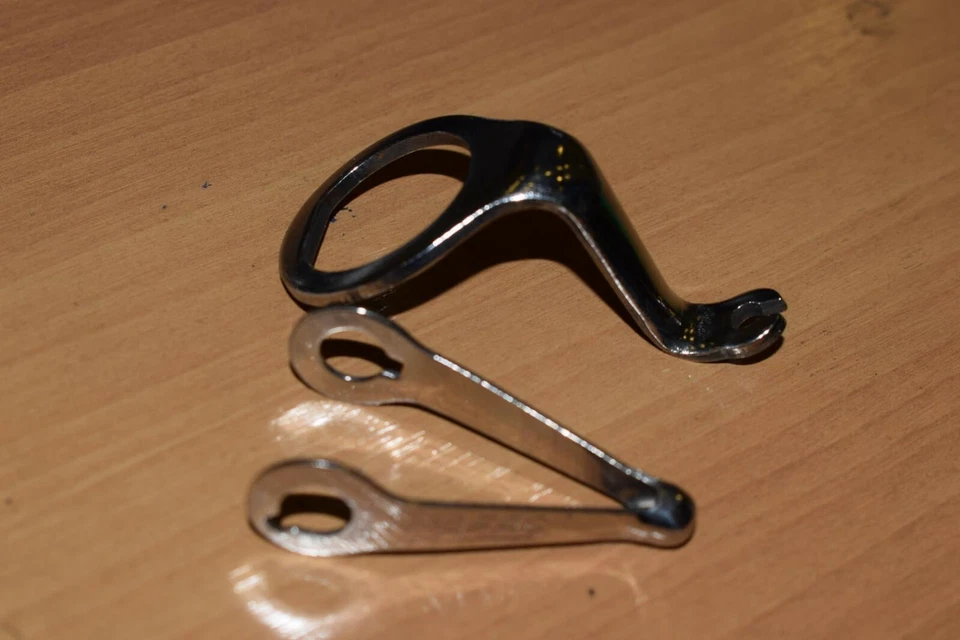 Mafac Auriculares Cable de Freno Colgador Tapón Centro Tirador Set Delantero/Trasero De Colección Nuevo de Lote Antiguo Foto 3 de 4