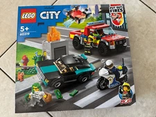 Lego 60319 - Fire Rescue & Police Chase - Year 2022