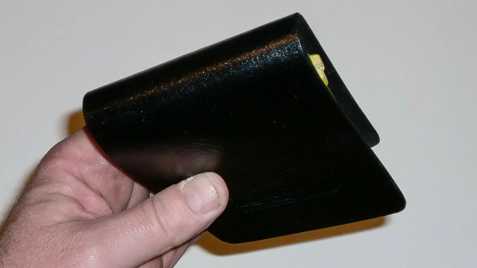 Kevin's Wallet/Pocket Holster - Springfield 911 380/9mm - Image 3 of 4
