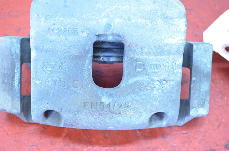 12-17 FIAT 500 JUEGO PINZAS FRENO DELANTERO IZQUIERDO/DERECHO OEM Foto 3 de 4