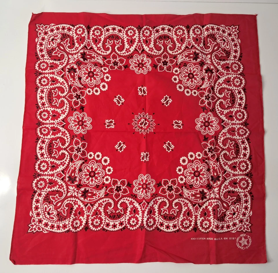 Paisley Bandanas 3 Rojo 2 Azul 1 Usado Solo Lavado Sin Desgaste 20x21" EE. UU. Foto 2 de 4