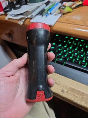 Snap-on CTLED556 Rechargeable LED Worklight   Shop Flashlight