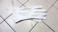VINTAGE UNBRANDED FLORAL DESIGN WHITE SMALL LADIES DRESS GLOVES SIZE 6