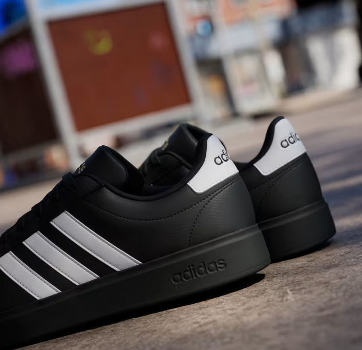 Adidas Grand Court 2.0 Black White Sneakers Retro JR0546  display picture 2