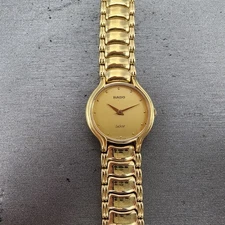 Rado Lesoir Watch Women 23mm Gold Dial Gold Tone Roud 202 PARTS