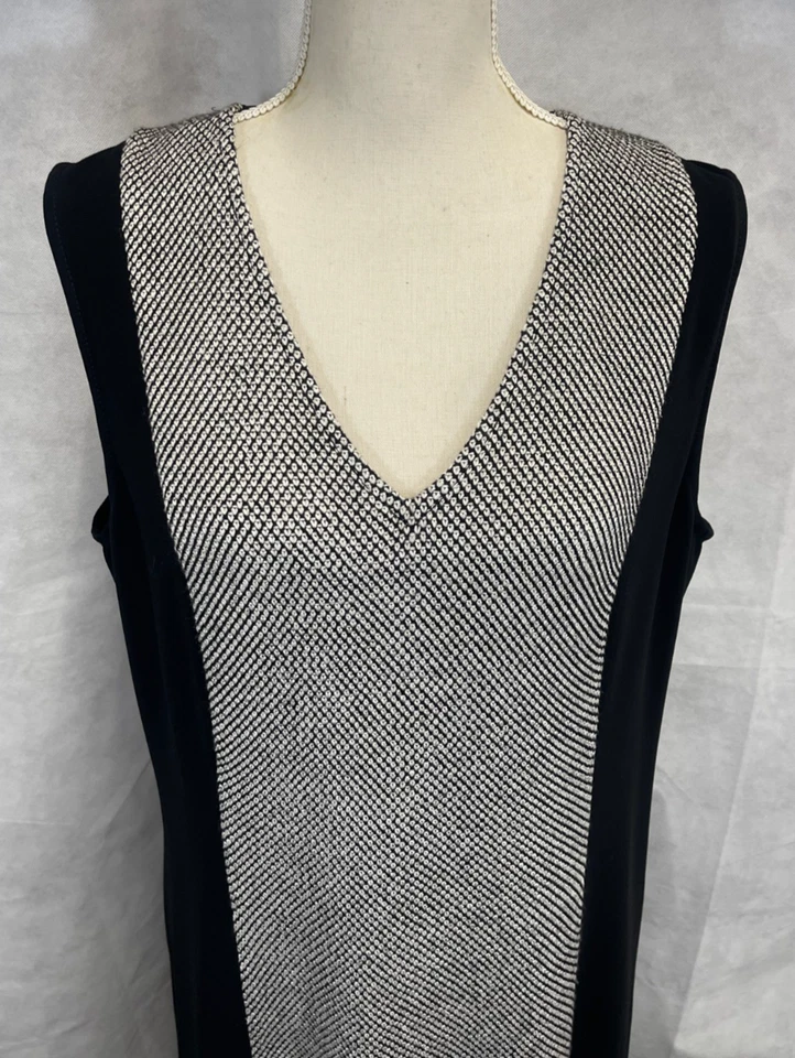 Vestido Vaina St. John Tejido Sin Mangas Espiga Cuello en V Nuevo con Etiquetas Talla 14/L Foto 2 de 4