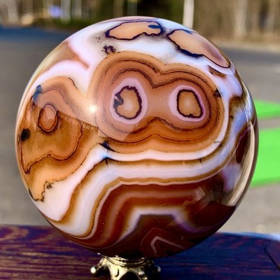 350G  Natural Stripe agate Crystal Quartz Sphere Madagascar Ball Reiki